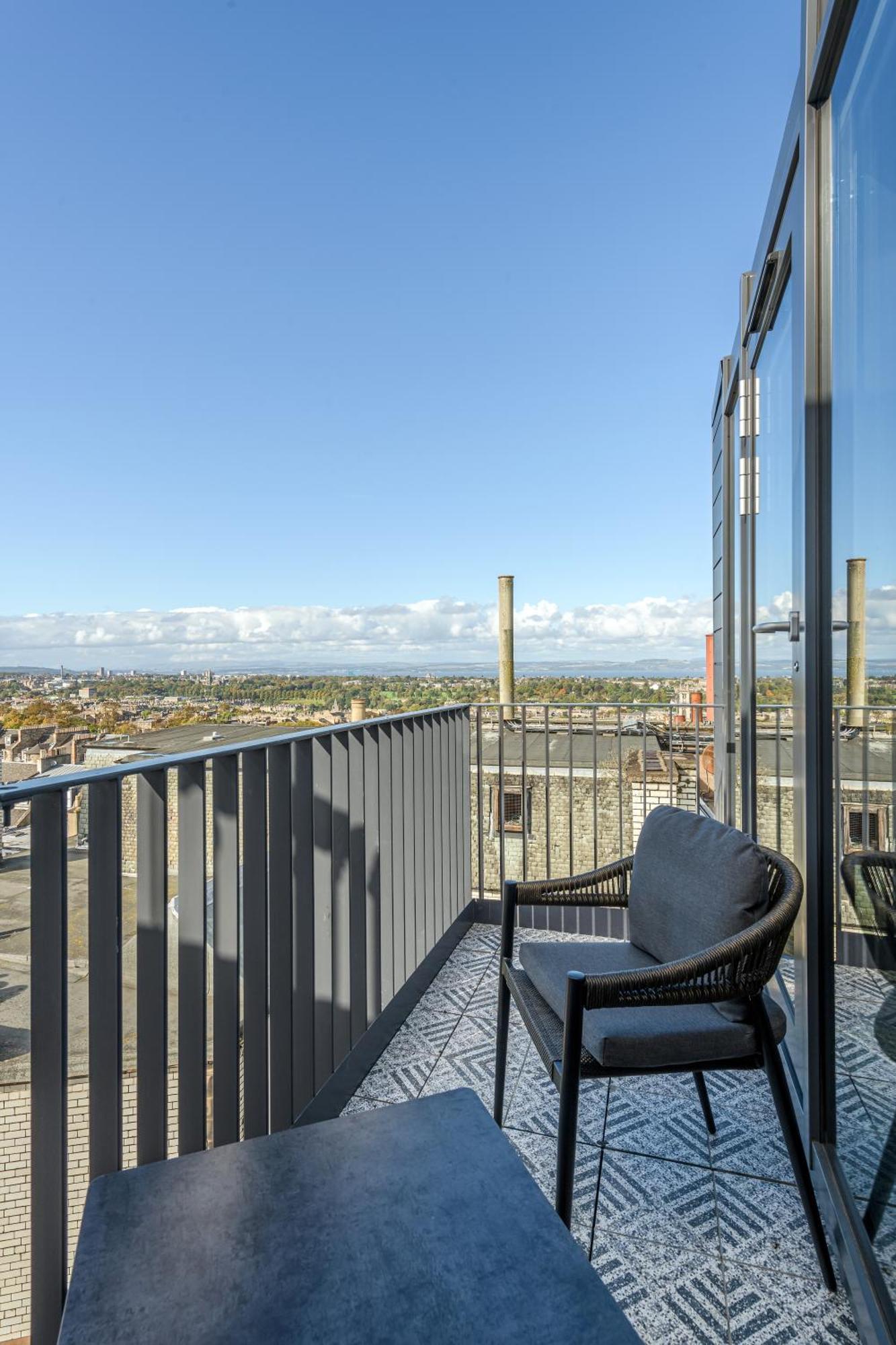 Righ Residences - George Street EDI Exterior photo